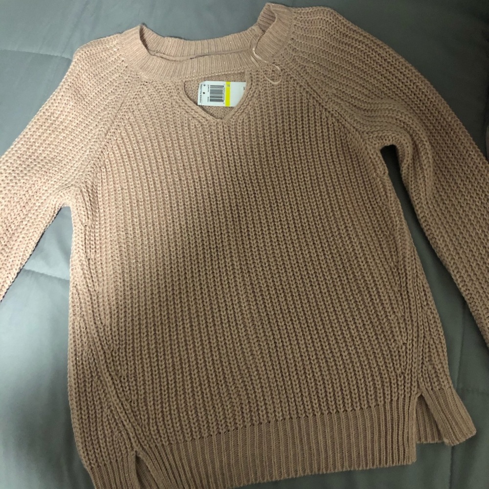 Pink long sleeve sweater/shirt